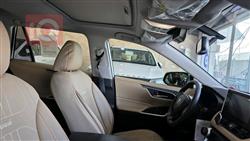 تۆیۆتا ڕاڤ 4